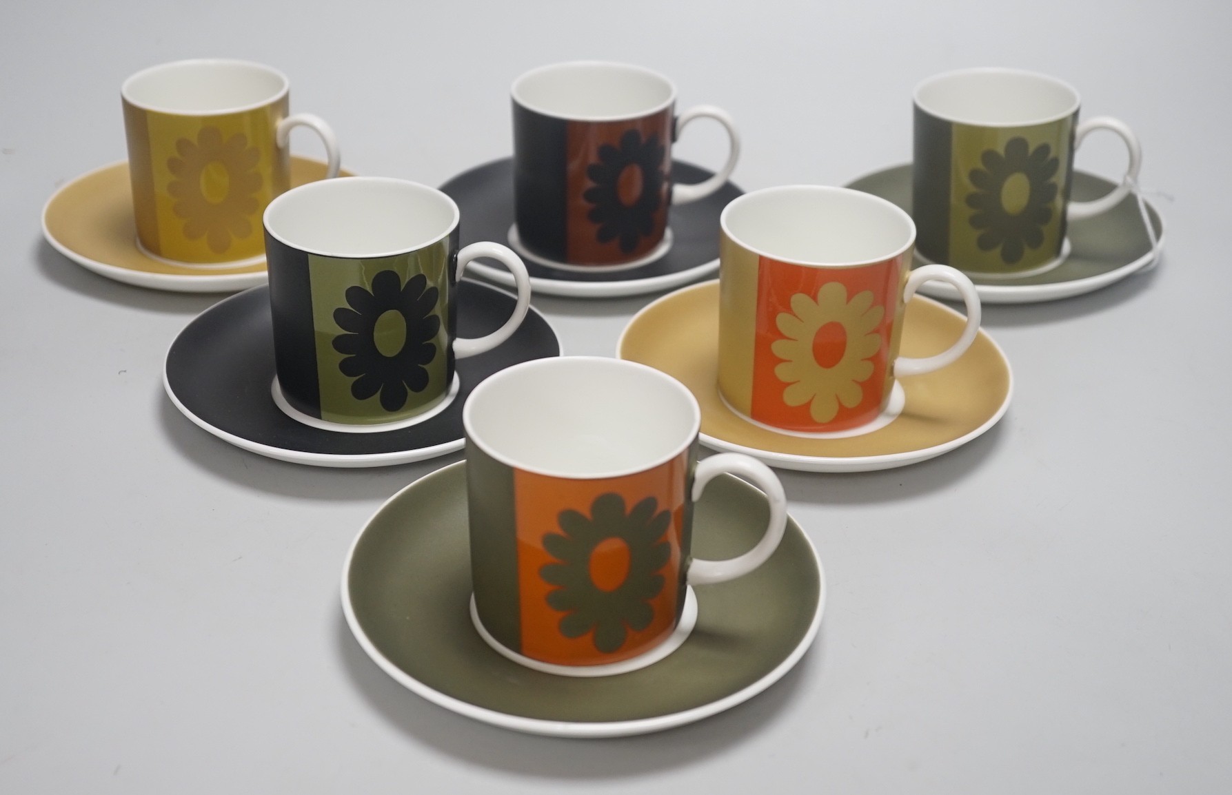 A Susie Cooper ‘Carnaby Daisy’ pattern part teaset